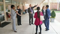 考察美國教育，實現中西并融