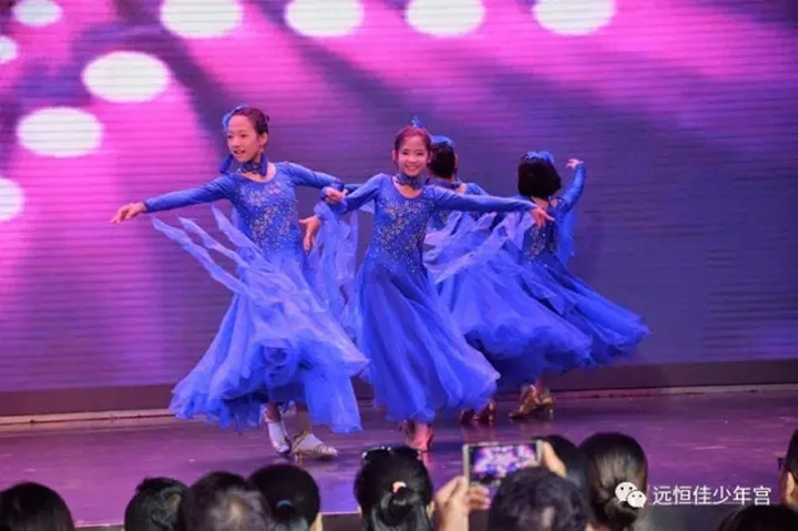 遠恒佳少年宮——《少兒星光大道》深圳電視臺DV生活頻道直播現場