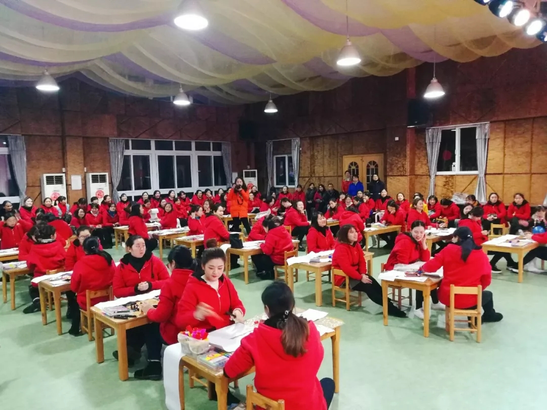 “迎新年，慶元旦”一一遠恒佳長壽片區幼兒園元旦工會聯歡活動