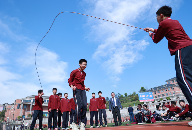 青春飛揚，當“燃”不讓——重慶市遠恒佳學校2024年春第二屆趣味運動會精彩回顧